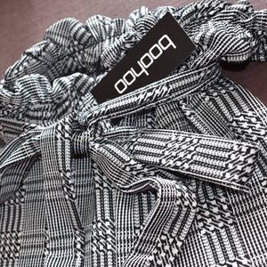 BOOHOO Check PaperBag Tie Waist Pants